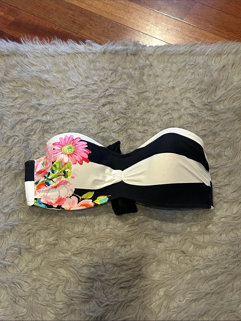 Venus Floral Stripe Bandeau Bikini Top - Black & White with Pink Flowers‎
